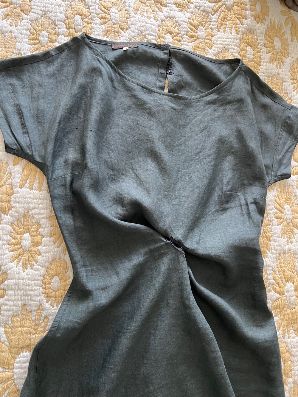Women’s Dark Gray Resort Short Sleeve Linen Dress with Open Back